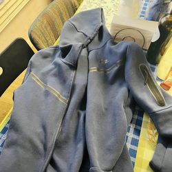 Nike Tech Navy Blue (Make an offer or trade)