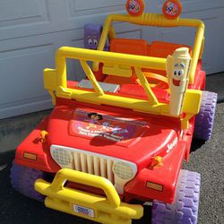 Kid's Powerwheels Jeep