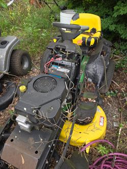 3 Riding Mowers 2 craftsman one john deere
