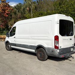 2015 Ford Transit