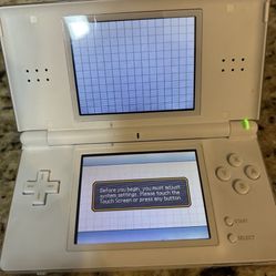 Nintendo DS Lite (white)