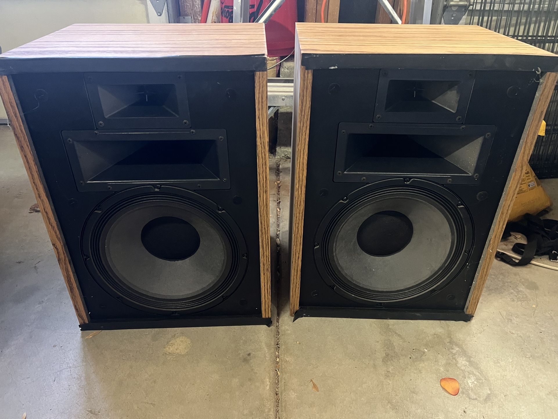 Klipsch Heresy 2 Vintage Loud Speakers Works Perfectly