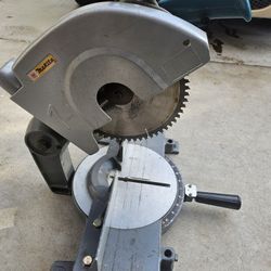 Makita 255mm Miter Saw With Blade 