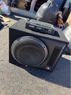 Rockford Fosgate P3 12” Subwoofer & Amp – Great Condition