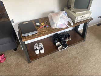 Entertainment Center/TV Stand