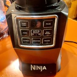 Ninja Mixer Set New Never Used 