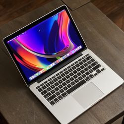 13” MacBook Pro 2015 3.1ghz i7 512gb