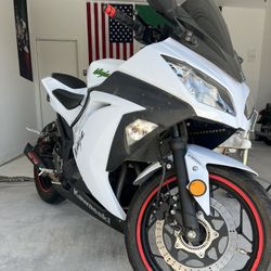 Kawasaki Ninja 300cc