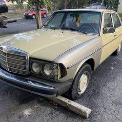 1977 Mercedes 300d Diesel For Parts Or Repair 