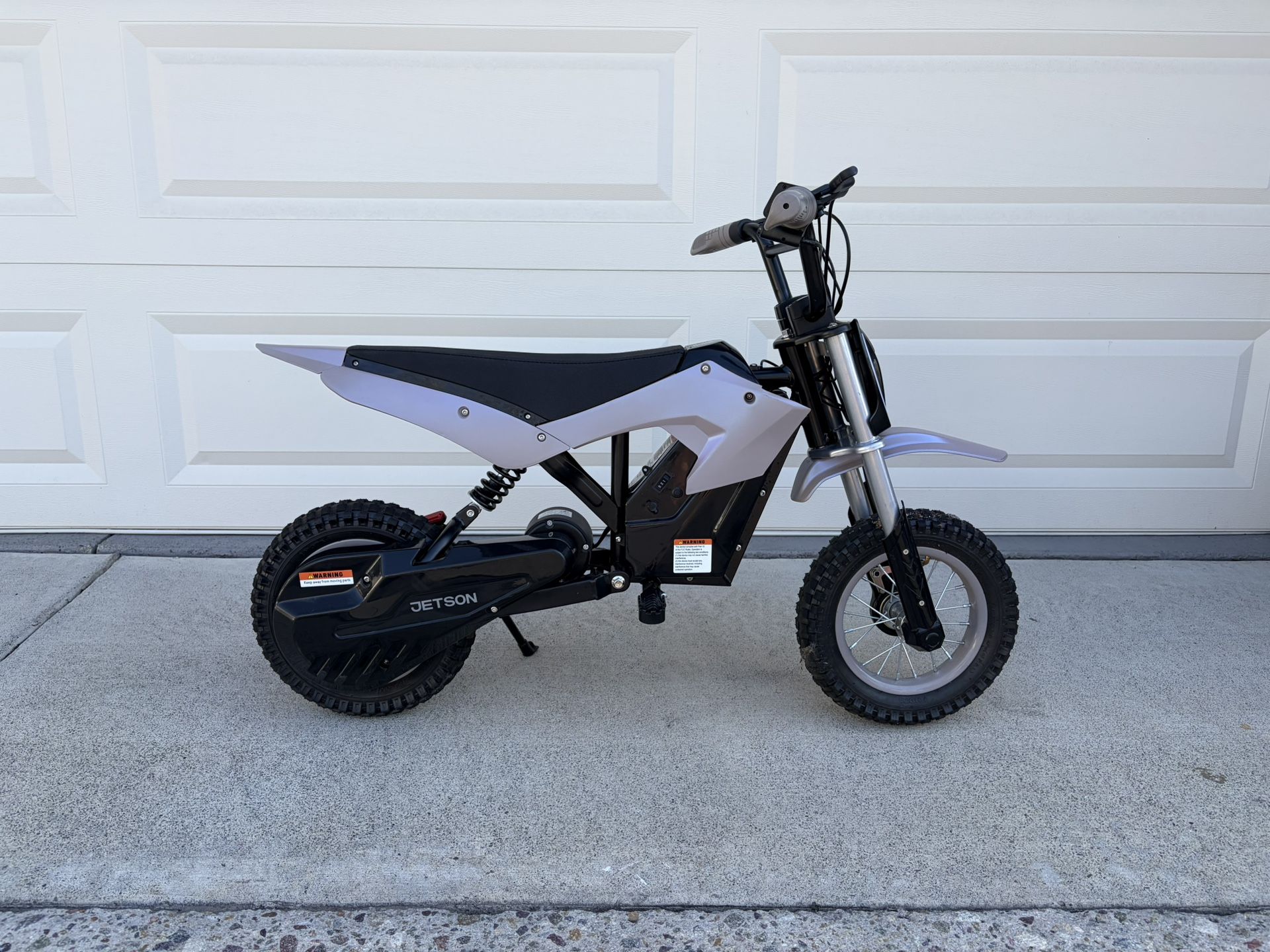 Jetson 36V Electric Bike, Practically New.  $275