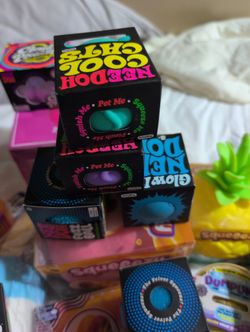 Juguetes Para Estres Squeeezy Needoh Dumpling Todo Es Originales New $18 Cada Uno Pero Si Compran Todos Sellos Dego $13 Cada Uno