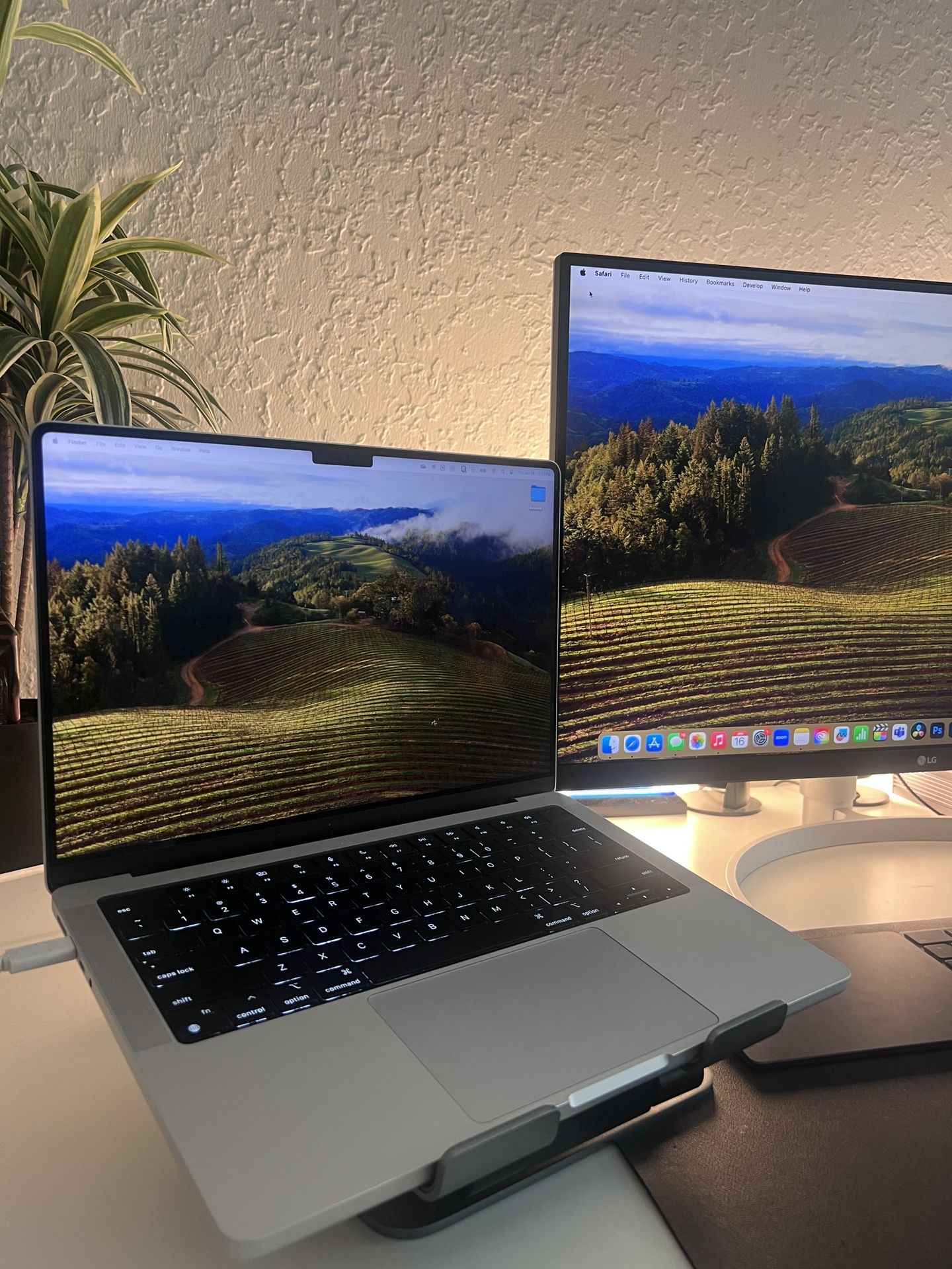 M1 Macbook Pro 2021 - 32gb Ram - 14 Inch 