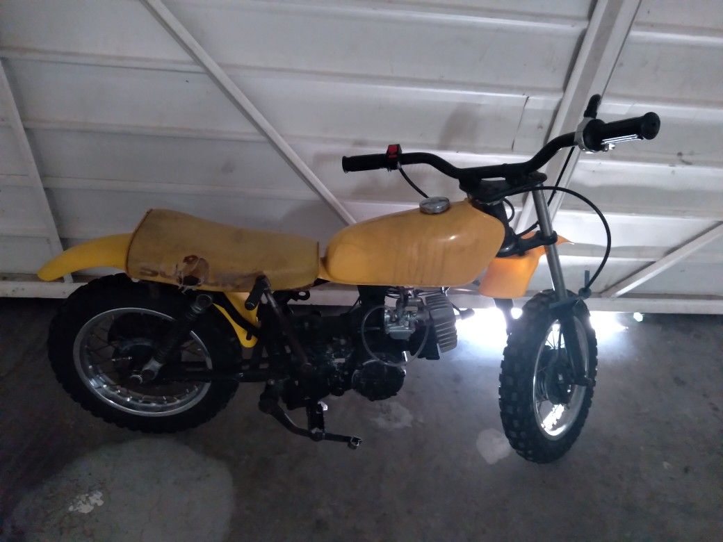Photo Suzuki jr50 Pitbike