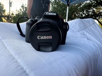 Black Camera Canon EOS 2000D