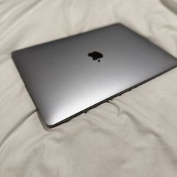 2022 Apple MacBook Pro Laptop with M2 chip: 13-inch Retina Display, 8GB RAM, 256GB ​​​​​​​SSD ​​​​​​​Storage, Touch Bar, Backlit Keyboard, FaceTime HD