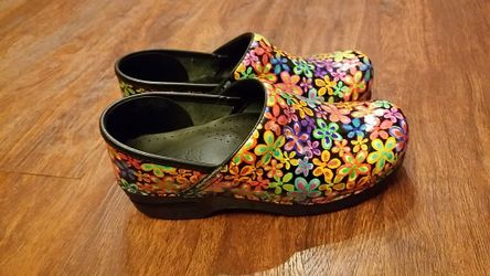 Dansko flower power sale