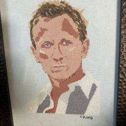 Daniel Craig Cross Sticth