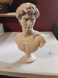 Michaelangelo David replica