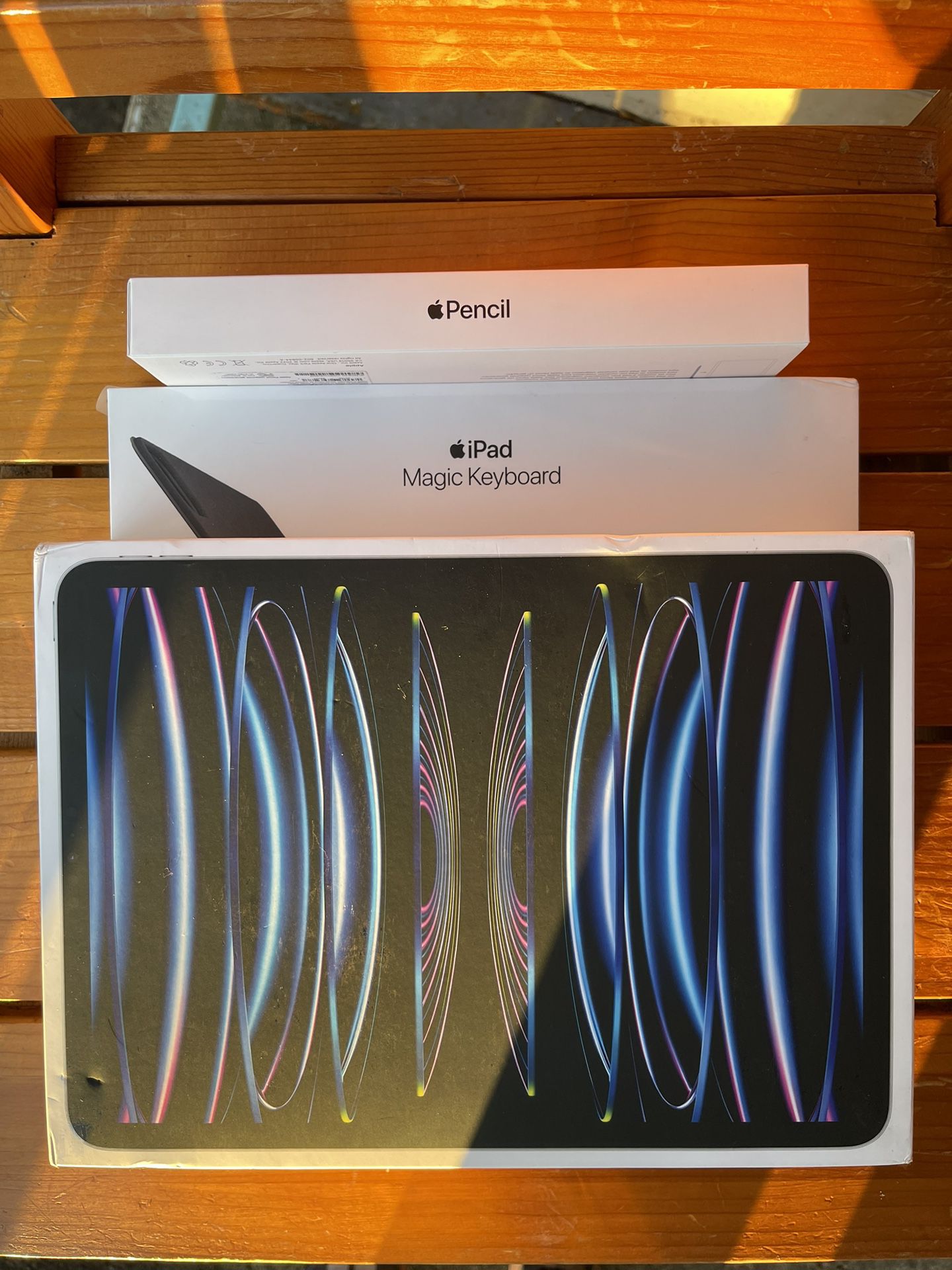 New iPad Pro 11” M2 256gb ( 4th Generation - 2022 ) + New Magic Keyboard + New Apple Pencil  