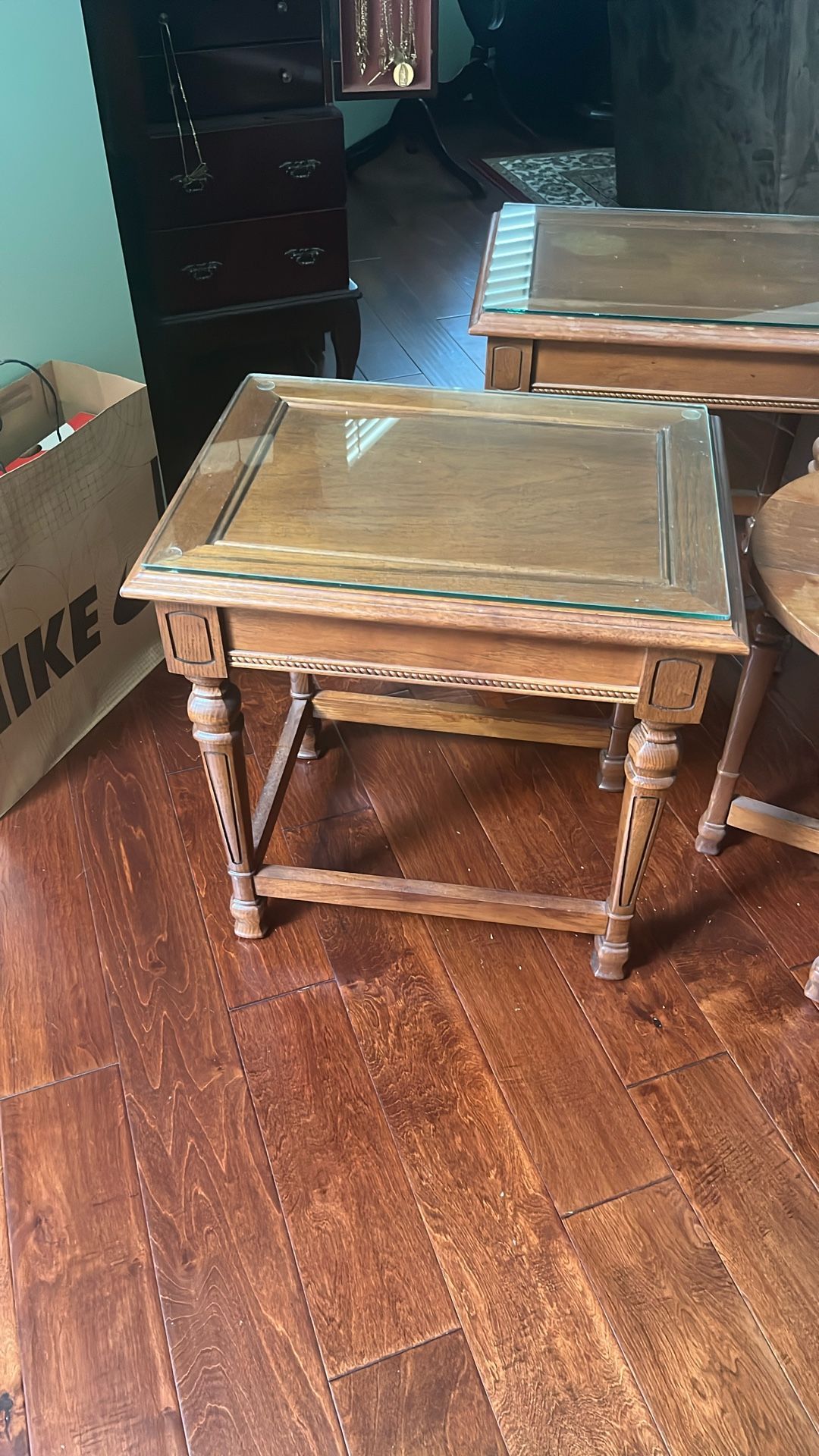 SIDE TABLE
