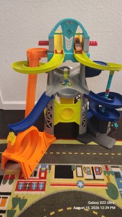 Fisherprice racing car