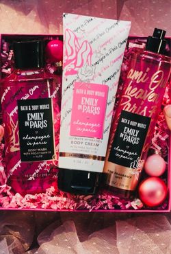 Exclusive! BATH & BODY WORKS✨Netflix🗼Emily in Paris💕👠🥂CHAMPAGNE in PARIS🥂👠💕4-pc Gift Set