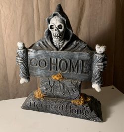 Halloween Decor