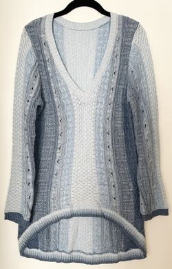 Woman’s Knitted V-Neck Long Sweater- Worn Twice 