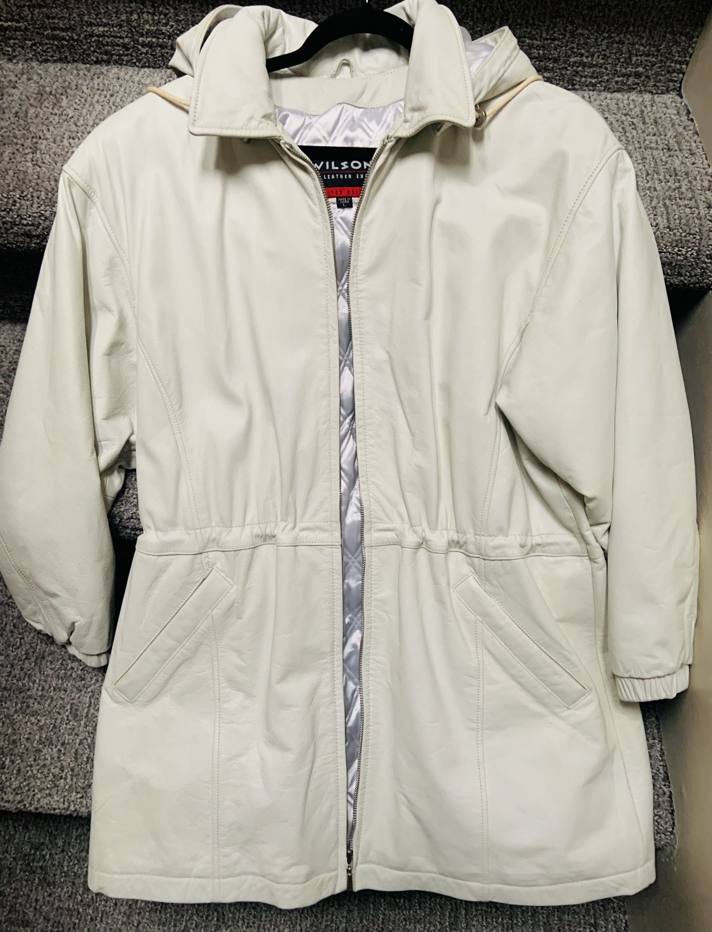 Leather Jacket . Off White Ladues Size Large , Wilson’s Leathers