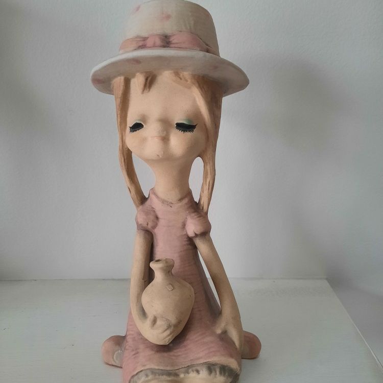 Vintage UCTCI Japan Long-Neck or Trixie Poppet ceramic figurine