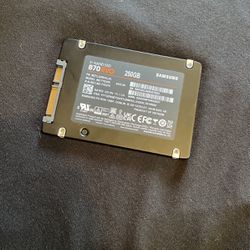 Solid State Hard Drive (SSD)