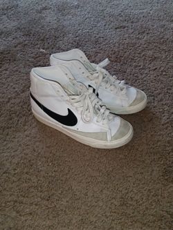 Nike Blazer Mid '77