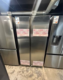 Samsung - 36 in. Wide 28 cu. ft. Side-by-Side Smart Refrigerator with Large Capacity - Stainless Steel 😍