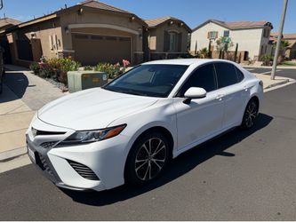 2019 Camry SE Clean Title