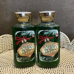 Set of 2 Bath & Bodyworks Vanilla Bean Noel Shower Gel