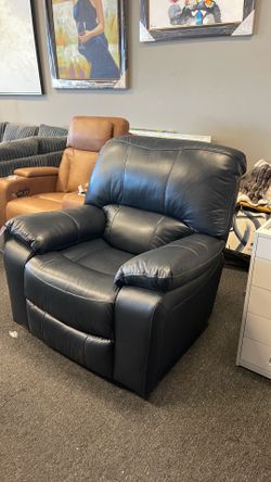 New ocean blue All top grain leather Ashley power recliner top quality $799