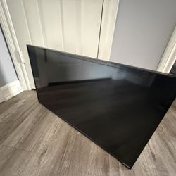 Vizio 32” 1080p D32x-D1 Free