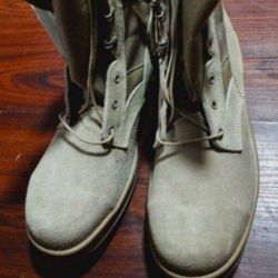 McRae Hot Weather Military Combat Boots

Size 12