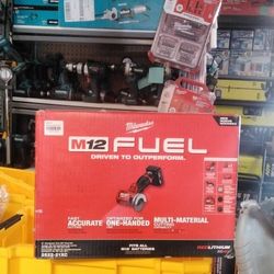 MILWAUKEE M12 FUEL 3" COMPACT CUT OFF TOOL KIT