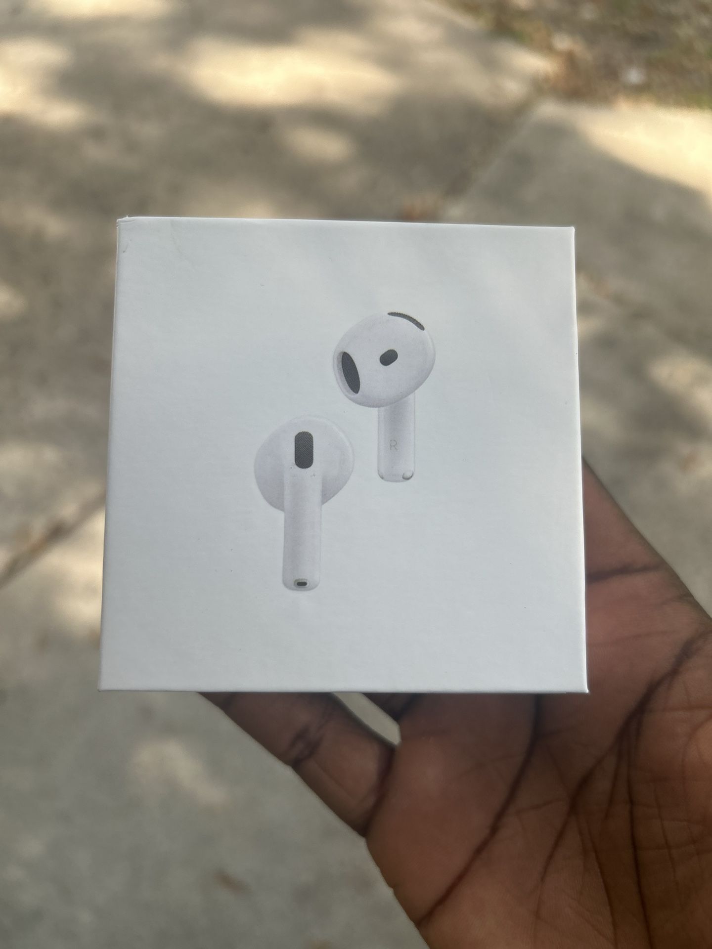 AirPod Gen 4