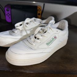 Women’s Reebok Tennis Shoes Size 7