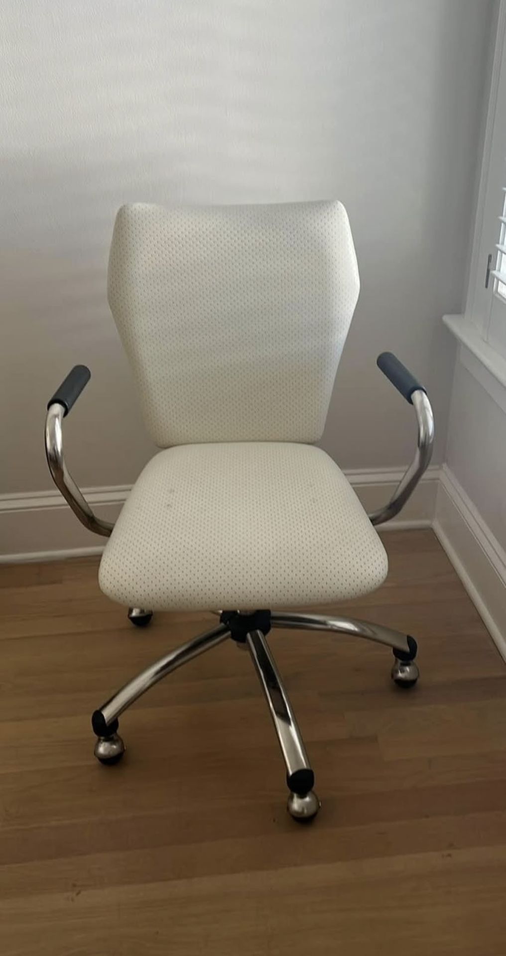 Pottery Barn Teen Desk Chair