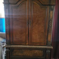 Armoire