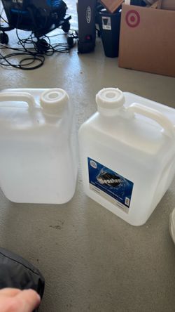Water jugs for fish tank