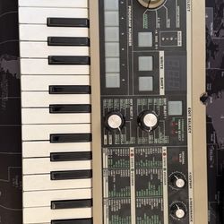 Korg microKORG 37-key Digital Synthesizer