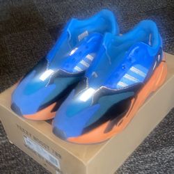 Yeezy 700 Bright Blue 