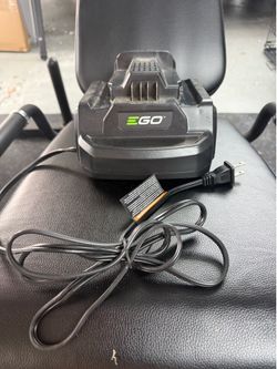 Tool Battery Charger 120V 60Hz 210W