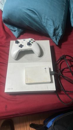 Xbox one s with games and storage