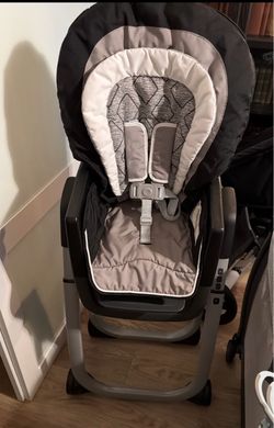High chair with clip on eating tray