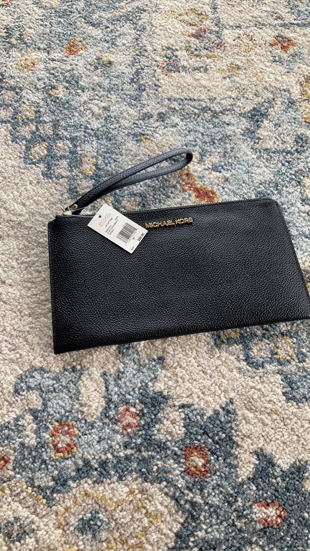 Michael kors wristlet